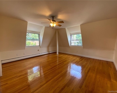 188 Main Street - Photo Thumbnail 13