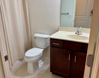 127 Meadow View Drive - Photo Thumbnail 13