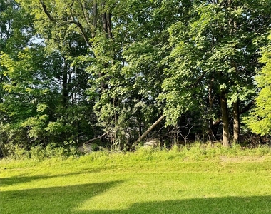 127 Meadow View Drive - Photo Thumbnail 19