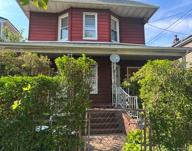 121-07 97th Avenue - Photo Thumbnail 1