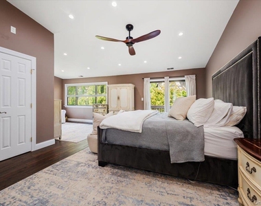 98 Lisa Drive - Photo Thumbnail 15