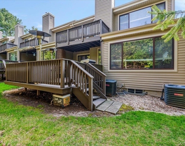 98 Lisa Drive - Photo Thumbnail 27