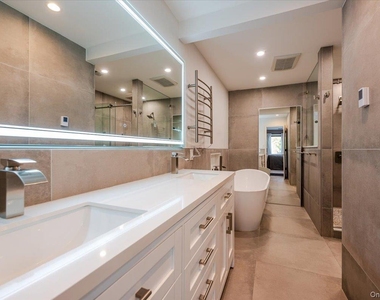 98 Lisa Drive - Photo Thumbnail 18
