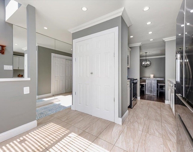98 Lisa Drive - Photo Thumbnail 11