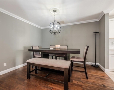 98 Lisa Drive - Photo Thumbnail 7