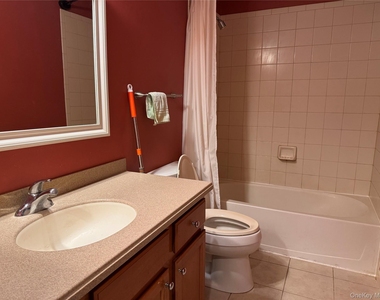 54 Fairways Drive - Photo Thumbnail 21