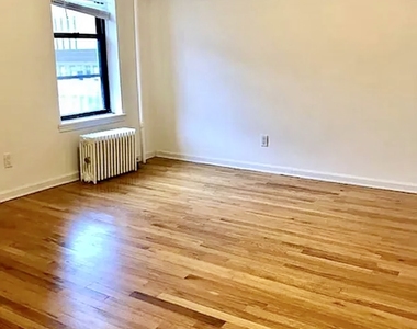 172 East 92nd Street - Photo Thumbnail 5