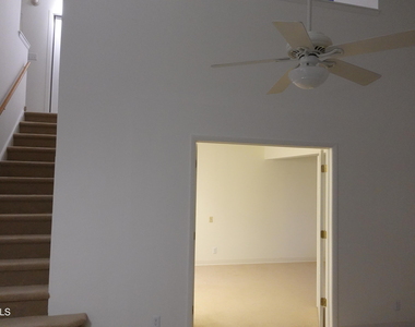 4 Residence Inn Drive - Photo Thumbnail 2