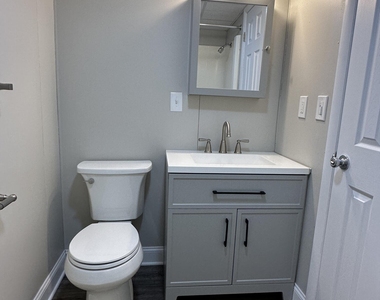 205 S Allen Street - Photo Thumbnail 12