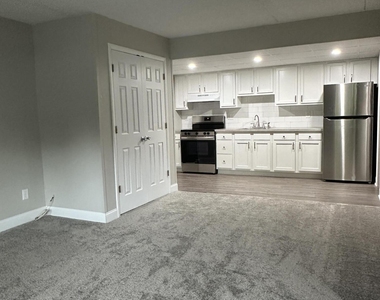 205 S Allen Street - Photo Thumbnail 10