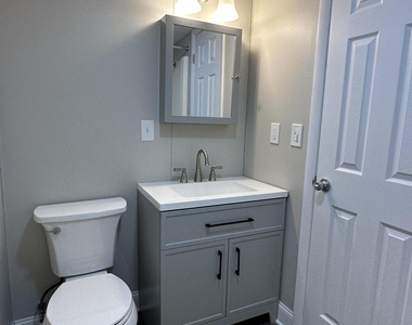 205 S Allen Street - Photo Thumbnail 11