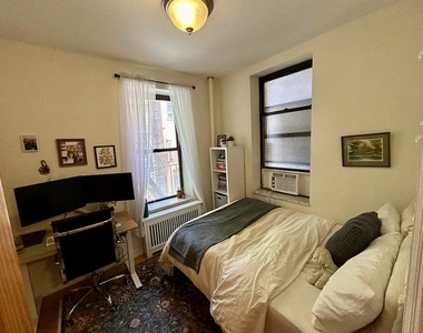 400 East 91st Street - Photo Thumbnail 4