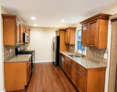 23 Mayfield Place - Photo Thumbnail 2
