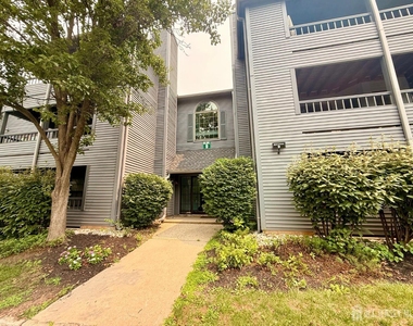 902 Woodhaven Drive - Photo Thumbnail 16