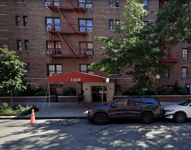 1420 York Avenue - Photo Thumbnail 6
