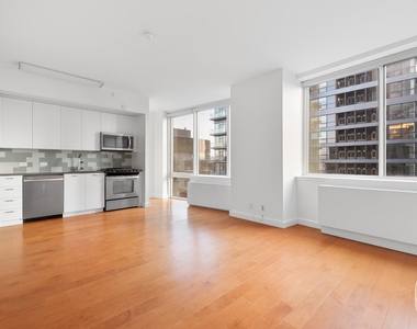 80 Dekalb Avenue - Photo Thumbnail 1