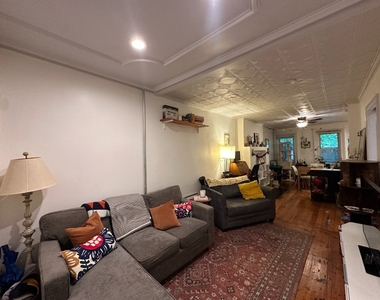 85a Summit Street - Photo Thumbnail 2