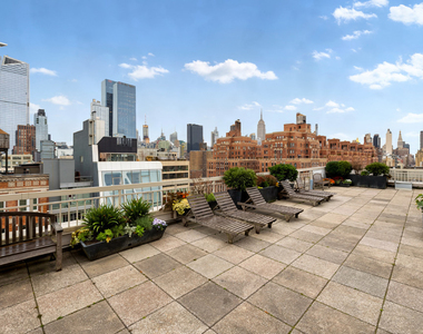 520 W 23rd Street - Photo Thumbnail 9