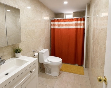 140 E 51st Street - Photo Thumbnail 6