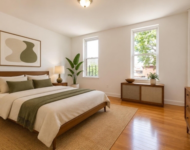 140 E 51st Street - Photo Thumbnail 2