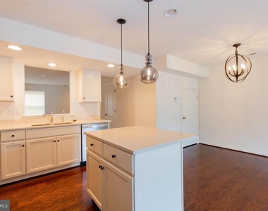 608 Thumper Drive - Photo Thumbnail 7