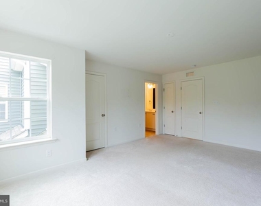 608 Thumper Drive - Photo Thumbnail 12