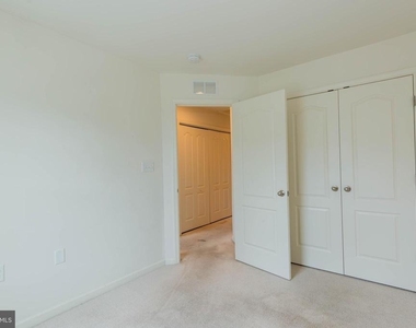 608 Thumper Drive - Photo Thumbnail 14