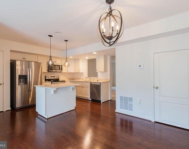 608 Thumper Drive - Photo Thumbnail 5