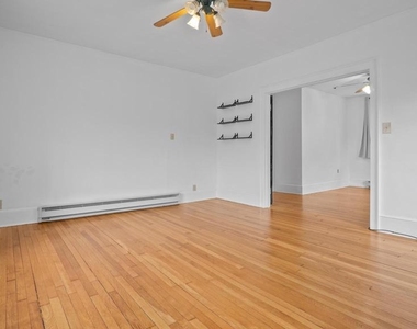 506 E Liberty Street - Photo Thumbnail 5