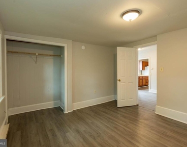 323 S. Raleigh St - Photo Thumbnail 7