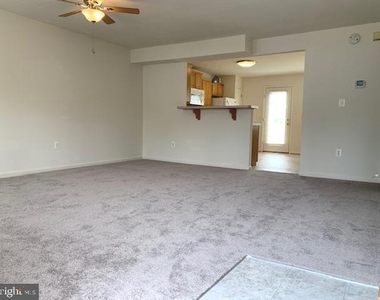 101 Merrill Court - Photo Thumbnail 2