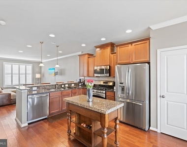 19 Ocala Way - Photo Thumbnail 7