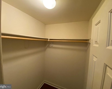 405 Pratt Street - Photo Thumbnail 12