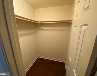 405 Pratt Street - Photo Thumbnail 13