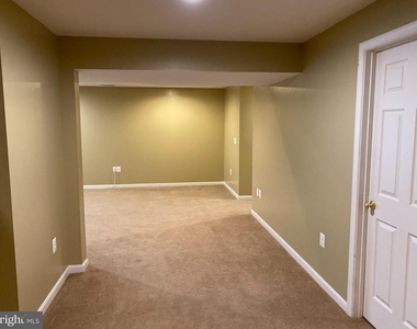 121 Riggs Road - Photo Thumbnail 24