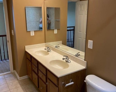 121 Riggs Road - Photo Thumbnail 46