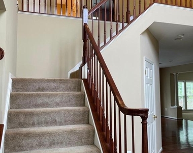 121 Riggs Road - Photo Thumbnail 4