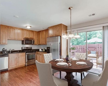 14880 Emberdale Drive - Photo Thumbnail 5