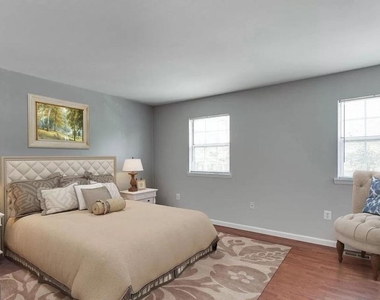 14880 Emberdale Drive - Photo Thumbnail 10