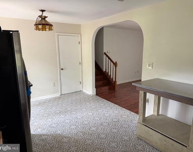 11107 Burwell Road - Photo Thumbnail 18