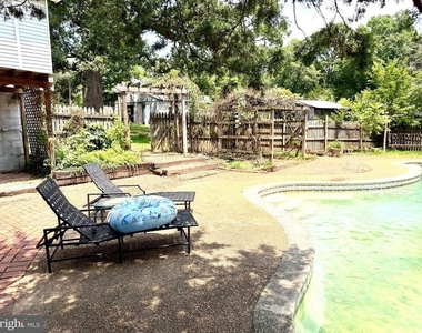 11107 Burwell Road - Photo Thumbnail 16