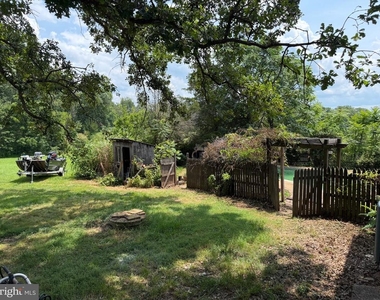 11107 Burwell Road - Photo Thumbnail 12