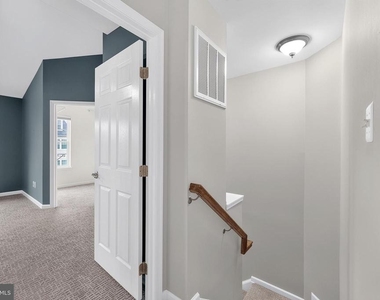 7015 Trek Way - Photo Thumbnail 20