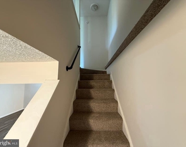4749 Hedrick Lane - Photo Thumbnail 14