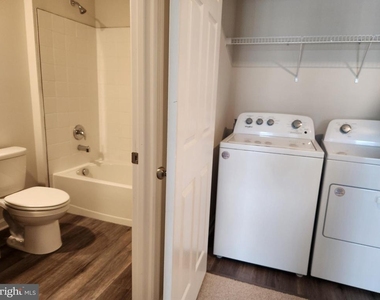 186 Caterpillar Drive - Photo Thumbnail 22