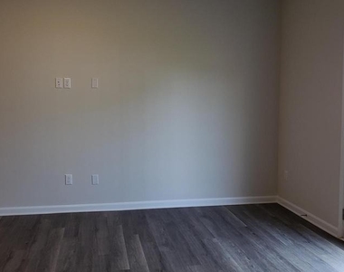 186 Caterpillar Drive - Photo Thumbnail 19