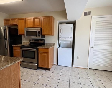 9557 Coggs Bill Drive - Photo Thumbnail 14