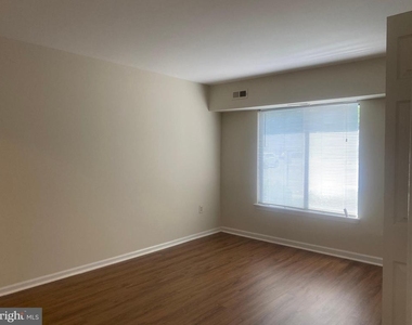 9557 Coggs Bill Drive - Photo Thumbnail 21