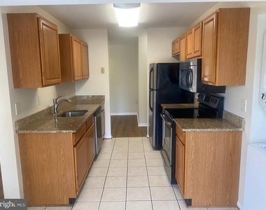 9557 Coggs Bill Drive - Photo Thumbnail 16