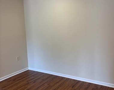 9557 Coggs Bill Drive - Photo Thumbnail 10